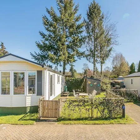 4-pers. Chalet Met Eigen Parkeerplaats In Veluwe Chalet Putten