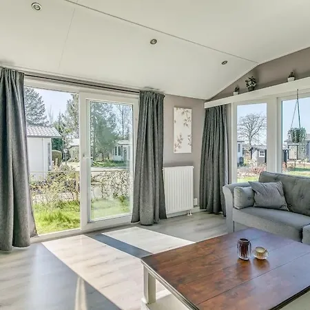 4-pers. Chalet Met Eigen Parkeerplaats In Veluwe شاليه