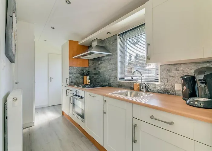 4-pers. Chalet Met Eigen Parkeerplaats In Veluwe Alpehytte Putten