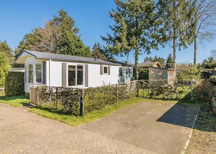 Alpehytte 4-pers. Chalet Met Eigen Parkeerplaats In Veluwe *