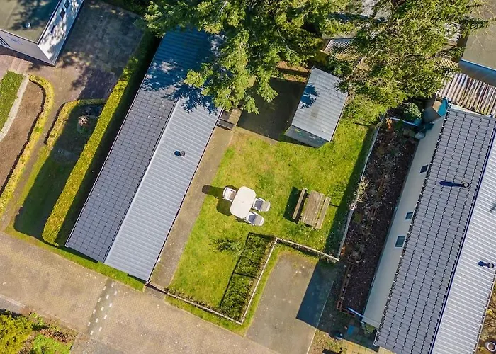 Alpehytte 4-pers. Chalet Met Eigen Parkeerplaats In Veluwe