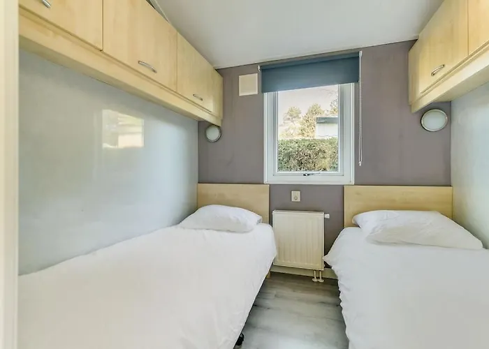 Alpehytte 4-pers. Chalet Met Eigen Parkeerplaats In Veluwe