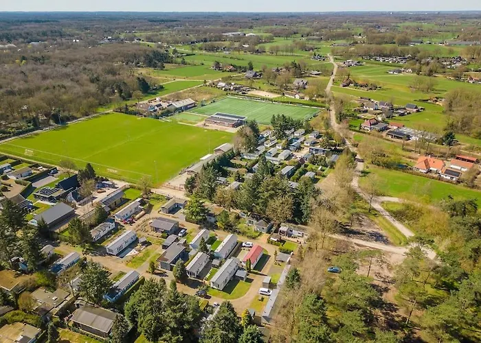 4-pers. Chalet Met Eigen Parkeerplaats In Veluwe *