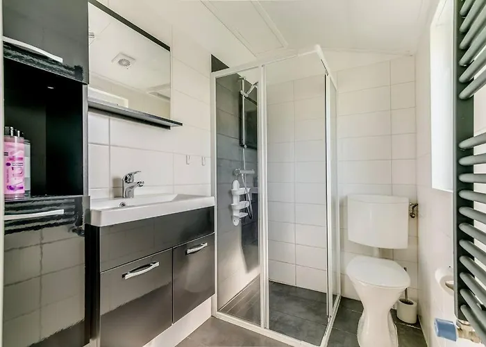 4-pers. Chalet Met Eigen Parkeerplaats In Veluwe