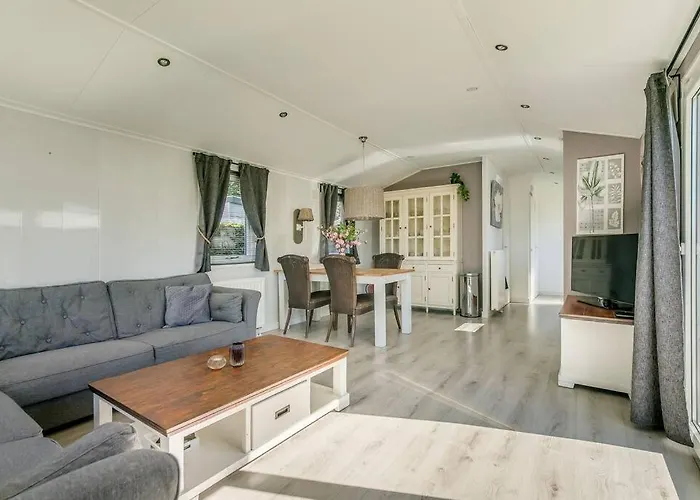 Alpehytte 4-pers. Chalet Met Eigen Parkeerplaats In Veluwe *